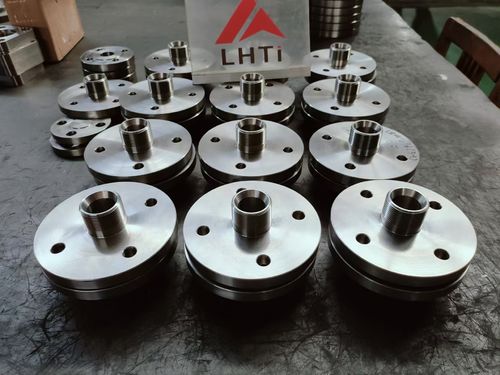 Tin tức công ty mới nhất về Đặc điểm của các vòm titan, phương pháp lựa chọn và sự khác biệt với vòm thép không gỉ